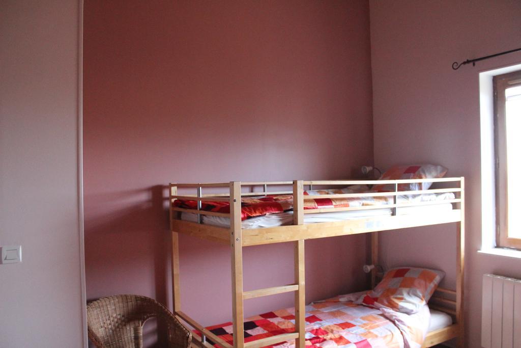 Ferme De La Corbette Bed & Breakfast Cluny Room photo